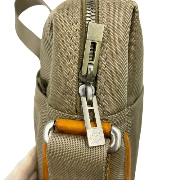 Louis Vuitton Damier Geant Citadin MM Shoulder Bag Sables - Picture 4 of 14